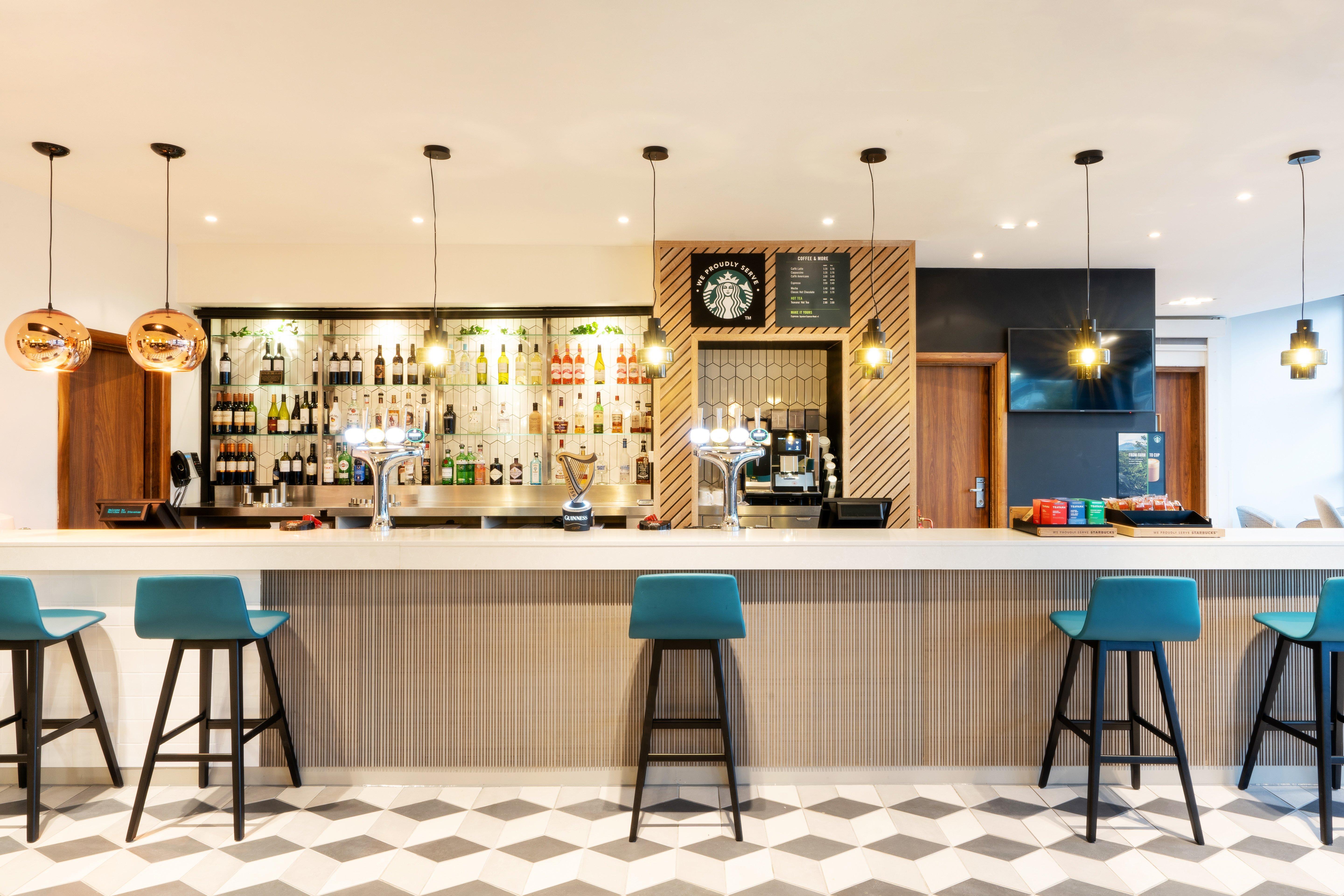 Holiday Inn Stevenage By Ihg Luaran gambar